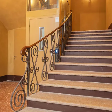 Palazzo Archimede, Livello 4 * بولونيا
